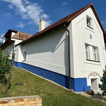 Villa Nad Slováckým sklípkem Tupesy Exterior foto