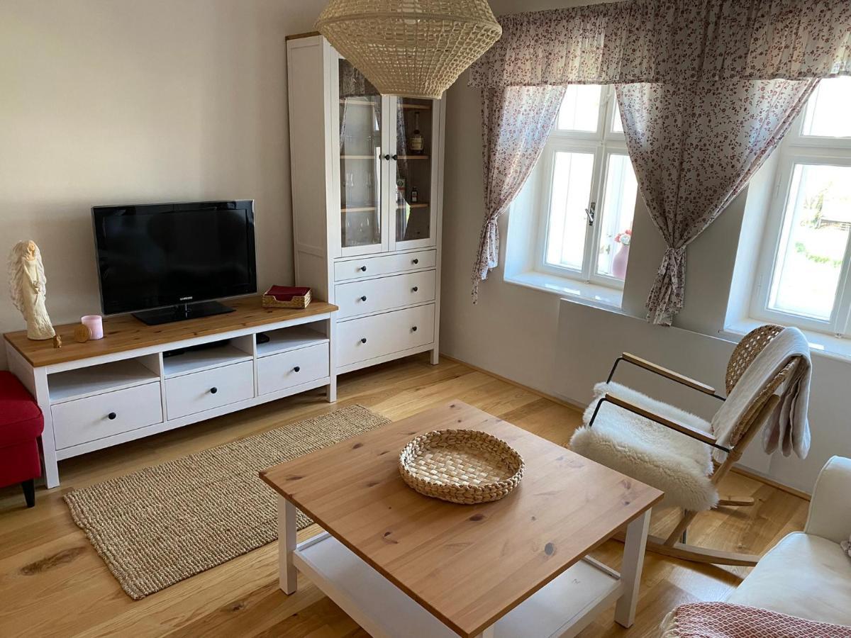Villa Nad Slováckým sklípkem Tupesy Exterior foto